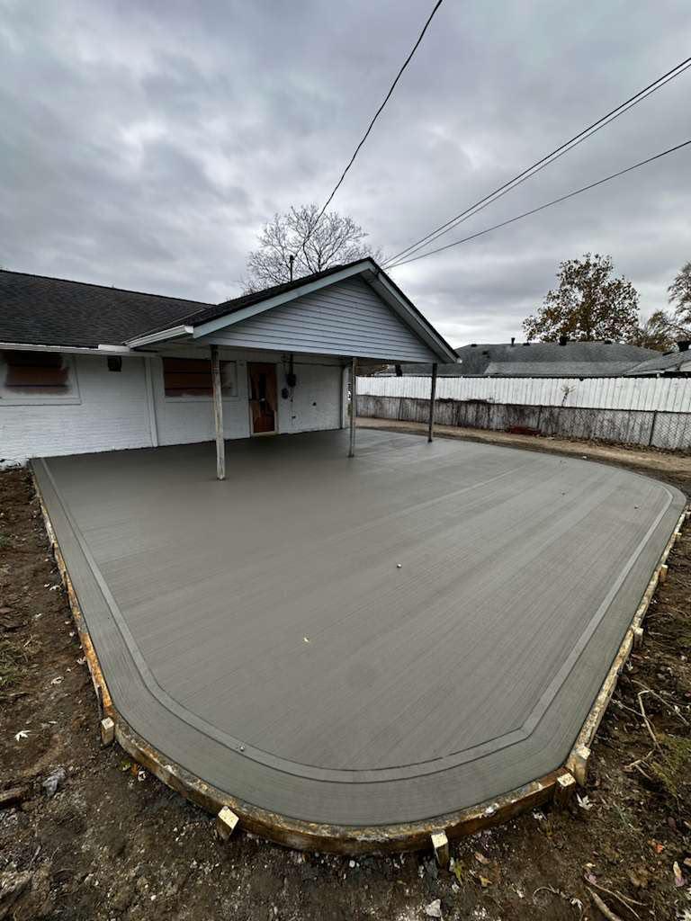 Heavy-duty poured concrete flatwork and driveway pad with curved radius